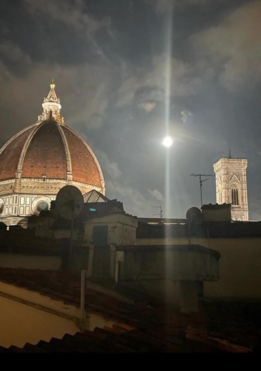Appartamento Duomo ฟลอเรนซ์ ภายนอก รูปภาพ